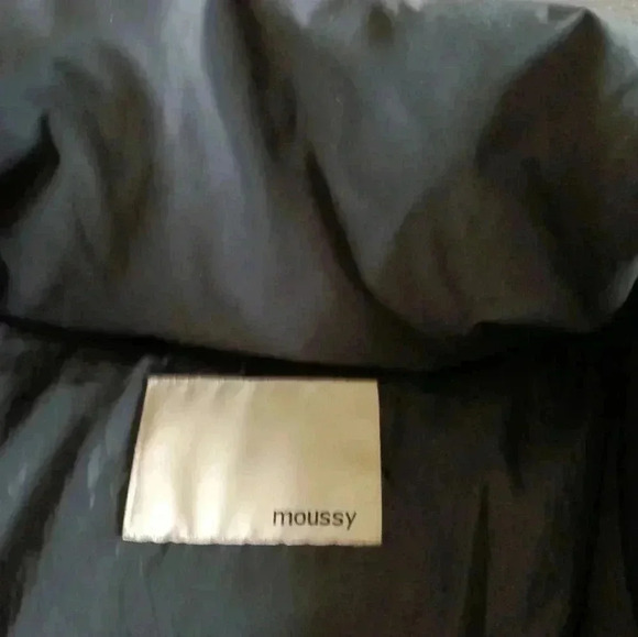 Mousey Woman's Puffer Coat NWOT - Picture 4 of 4